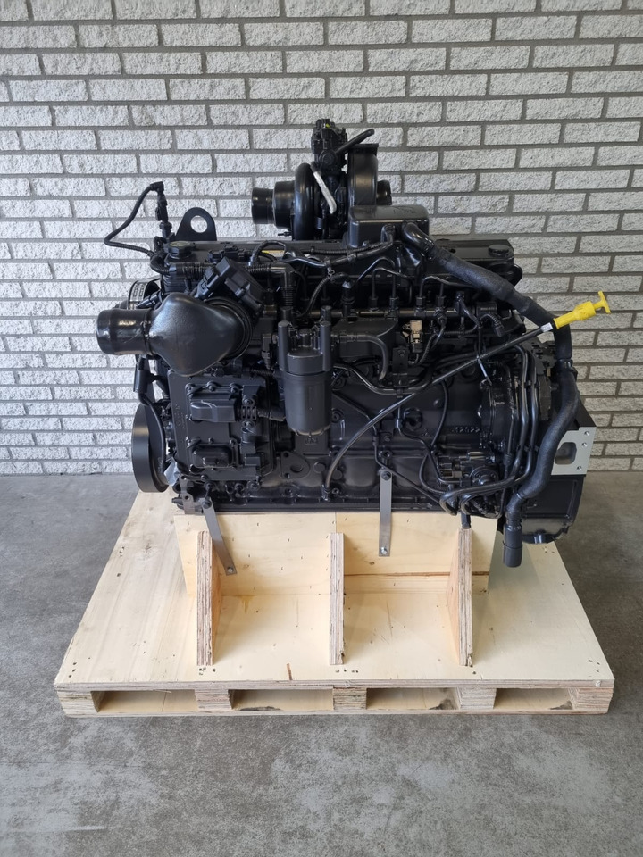 Cummins B6.7 stage 5 CM2350 CPL4834 - Motor para Manipulador de materiales: foto 1 Cummins B6.7 stage 5 CM2350 CPL4834 - Motor para Manipulador de materiales: foto 1