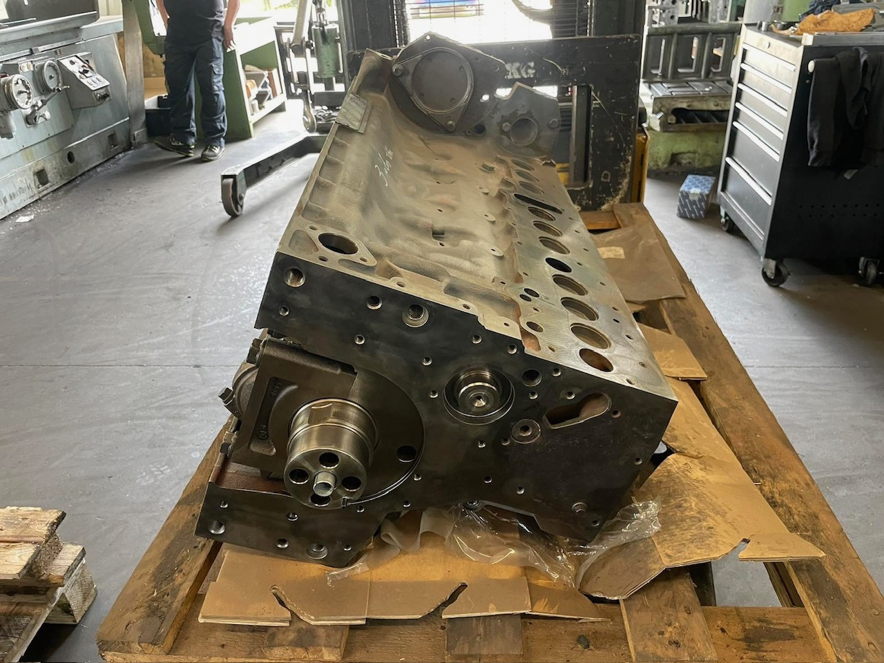 Deutz TCD 2012 L06 2V remanufactured short engine - Motor para Maquinaria industrial: foto 4 Deutz TCD 2012 L06 2V remanufactured short engine - Motor para Maquinaria industrial: foto 4