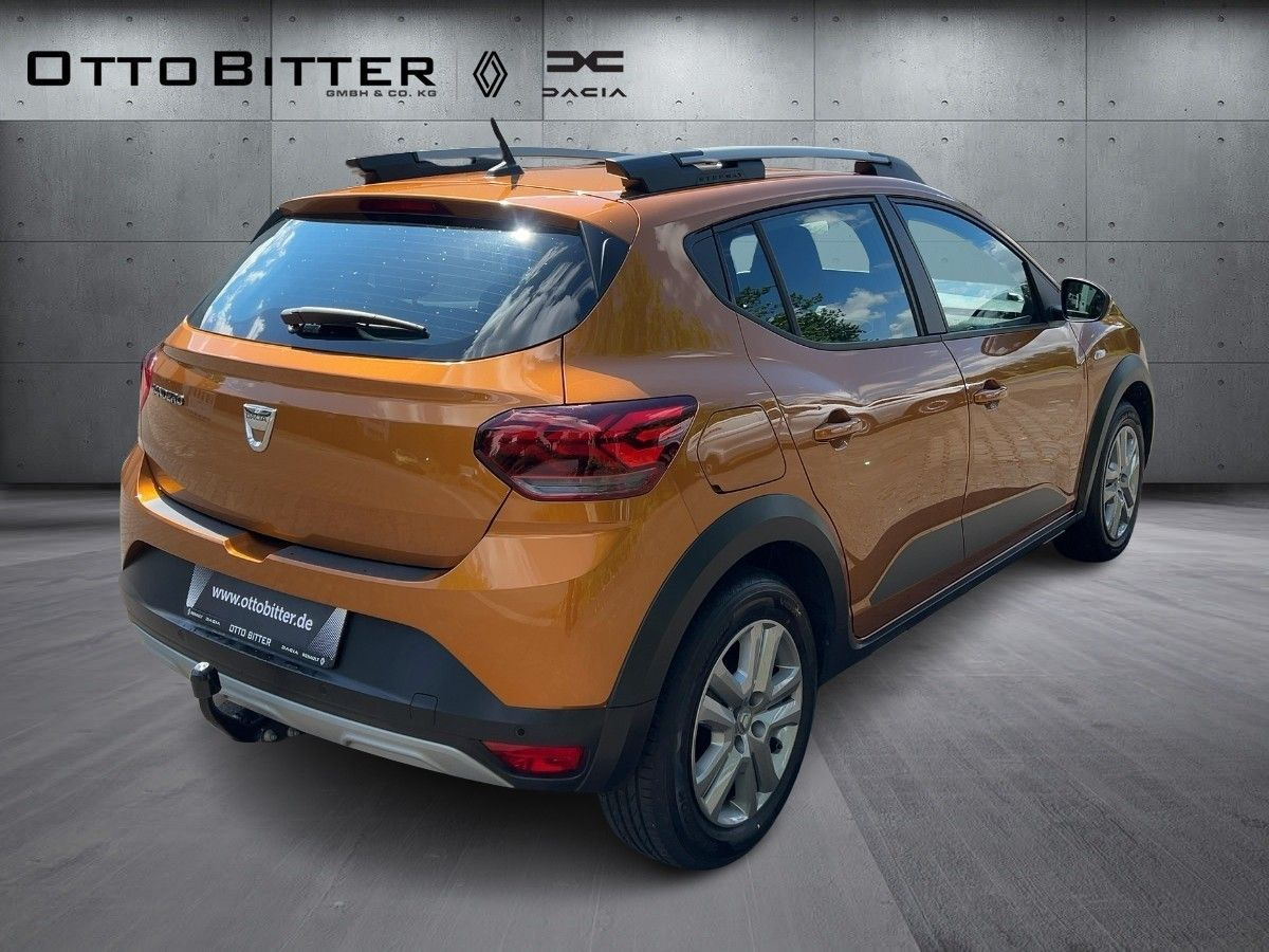 Dacia Sandero Stepway Comfort TCe100 ECO-G ANHÄNGERK - Sedan: foto 4 Dacia Sandero Stepway Comfort TCe100 ECO-G ANHÄNGERK - Sedan: foto 4