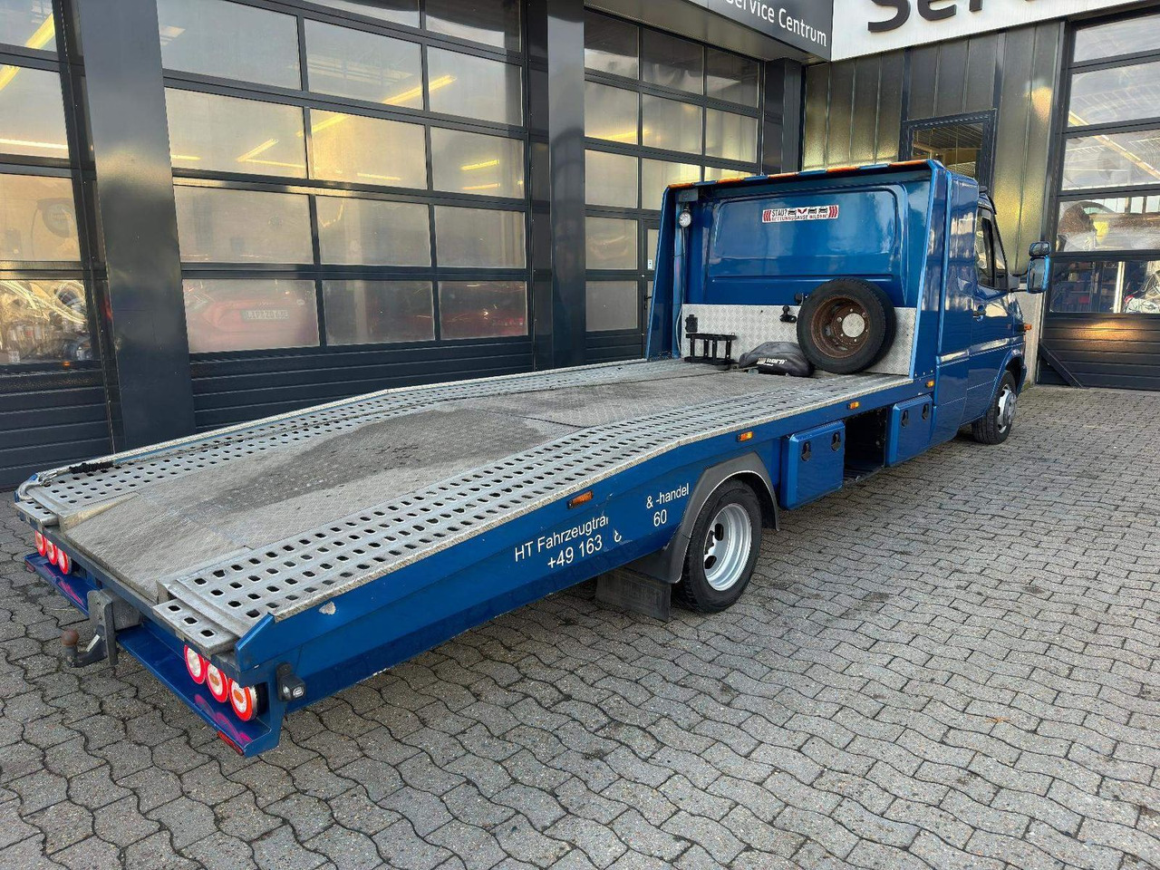 Mercedes-Benz Sprinter 2.7 CDI ABSCHLEPPWAGEN SCHLAFKABINE - Camión portavehículos: foto 4 Mercedes-Benz Sprinter 2.7 CDI ABSCHLEPPWAGEN SCHLAFKABINE - Camión portavehículos: foto 4