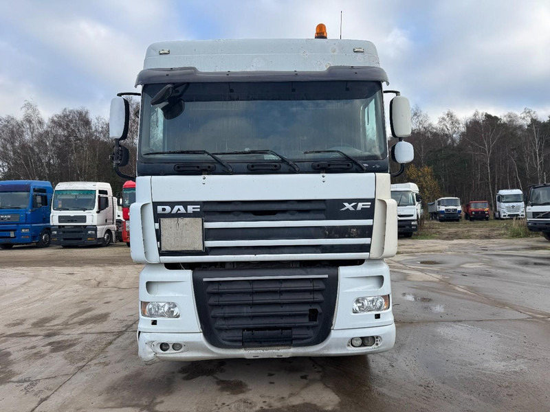 DAF 105 XF 460 Space Cab (GOOD CONDITION / BON ETAT / 2012 !!!) - Cabeza tractora: foto 2 DAF 105 XF 460 Space Cab (GOOD CONDITION / BON ETAT / 2012 !!!) - Cabeza tractora: foto 2
