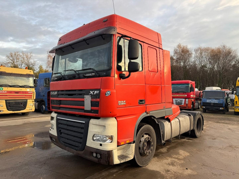 DAF 105 XF 460 Space Cab (GOOD CONDITION / BON ETAT) - Cabeza tractora: foto 1 DAF 105 XF 460 Space Cab (GOOD CONDITION / BON ETAT) - Cabeza tractora: foto 1