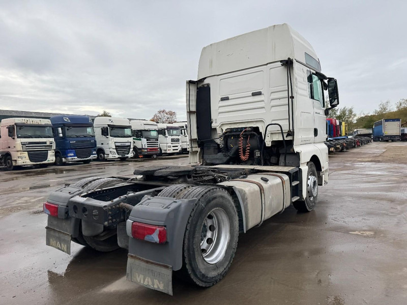 MAN TGX 18.440 (MANUAL GEARBOX / BOITE MANUELLE / PTO / HYDRAULIQUE POUR BENNE) - Cabeza tractora: foto 5 MAN TGX 18.440 (MANUAL GEARBOX / BOITE MANUELLE / PTO / HYDRAULIQUE POUR BENNE) - Cabeza tractora: foto 5