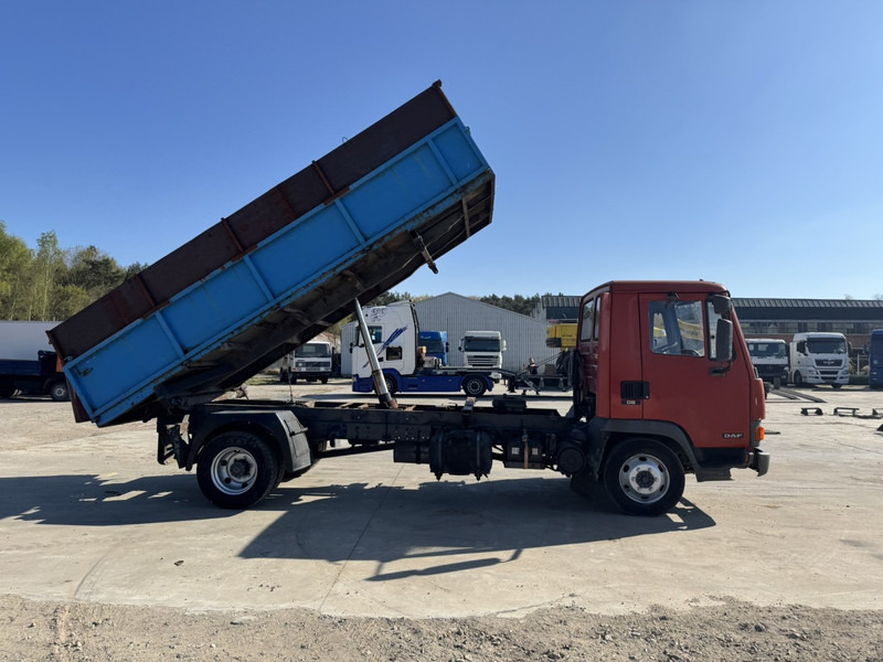 DAF 45 ATI 160 (FULL STEEL SUSPENSION / MANUAL PUMP / EURO 2) - Camión volquete: foto 4 DAF 45 ATI 160 (FULL STEEL SUSPENSION / MANUAL PUMP / EURO 2) - Camión volquete: foto 4