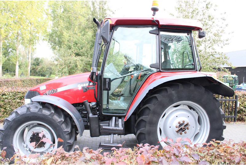 Case IH JX80U - Tractor: foto 5 Case IH JX80U - Tractor: foto 5