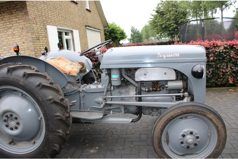 Ferguson TED - Tractor: foto 2 Ferguson TED - Tractor: foto 2