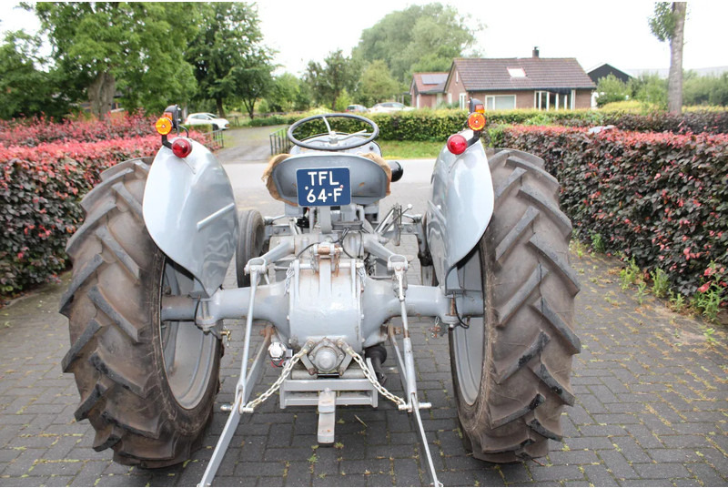 Ferguson TED - Tractor: foto 4 Ferguson TED - Tractor: foto 4