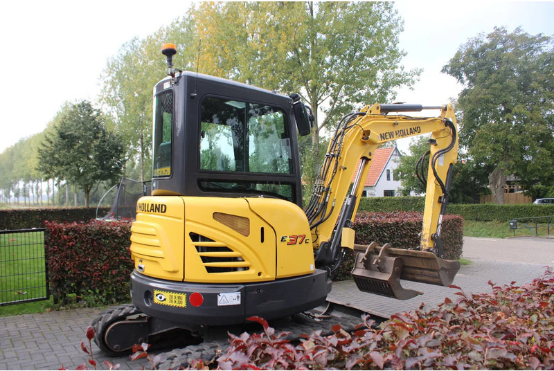New Holland E37C - Minigrúa: foto 3 New Holland E37C - Minigrúa: foto 3