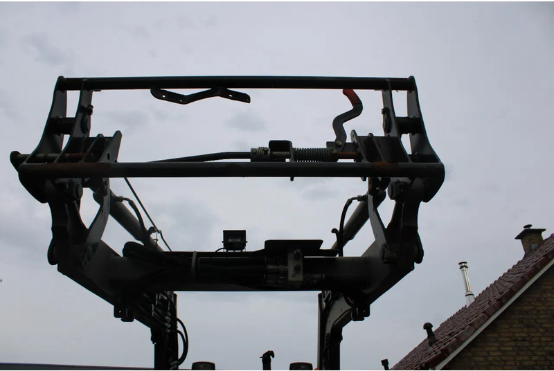 Tractor Steyr 8080 met voorlader: foto 11 Tractor Steyr 8080 met voorlader: foto 11