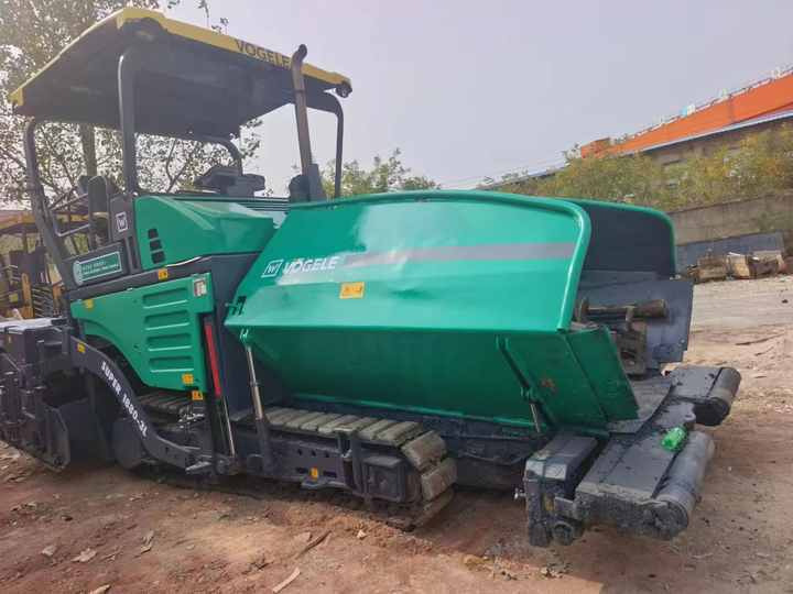 100% Original Germany Made VOGELE Asphalt Paver 1800-2 1800-3 Model Cheap for Sale - Pavimentadora de asfalto: foto 3 100% Original Germany Made VOGELE Asphalt Paver 1800-2 1800-3 Model Cheap for Sale - Pavimentadora de asfalto: foto 3