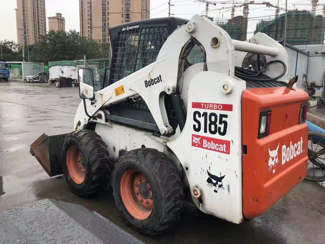 Minicargadora BOBCAT S185: foto 7