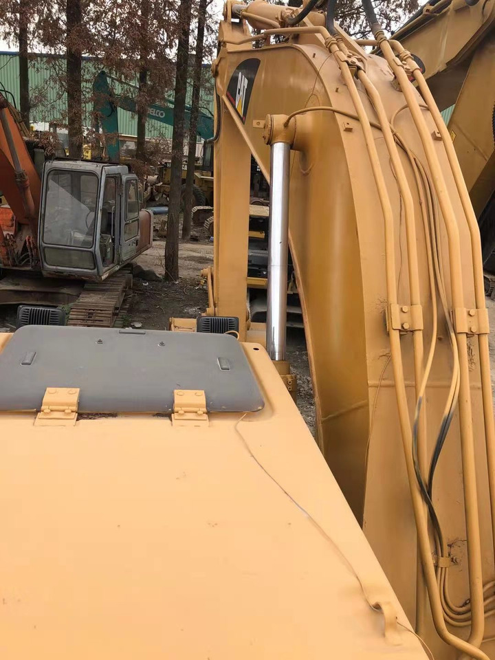 Excavadora de cadenas CATERPILLAR 320b: foto 12