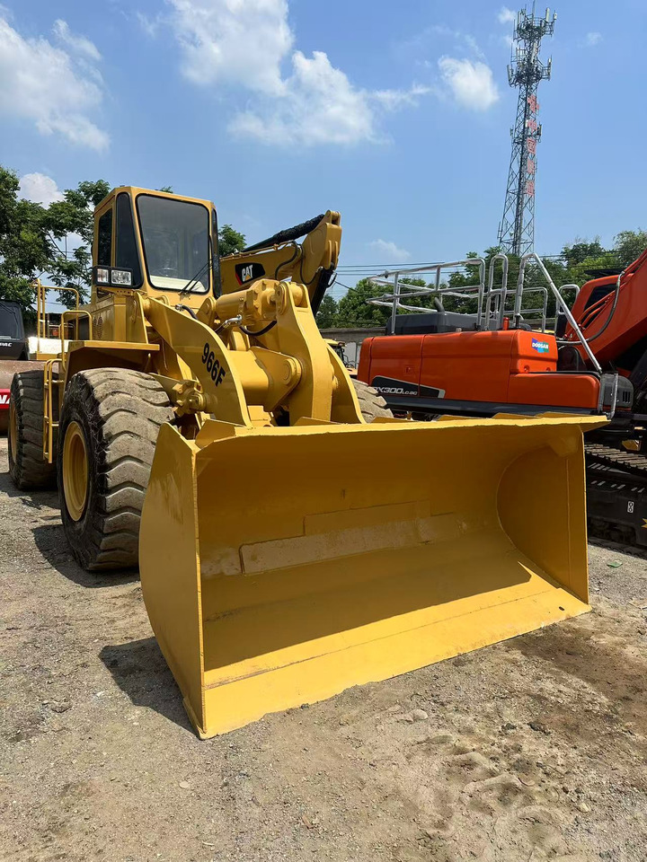 CATERPILLAR - Cargadora de ruedas: foto 2 CATERPILLAR - Cargadora de ruedas: foto 2