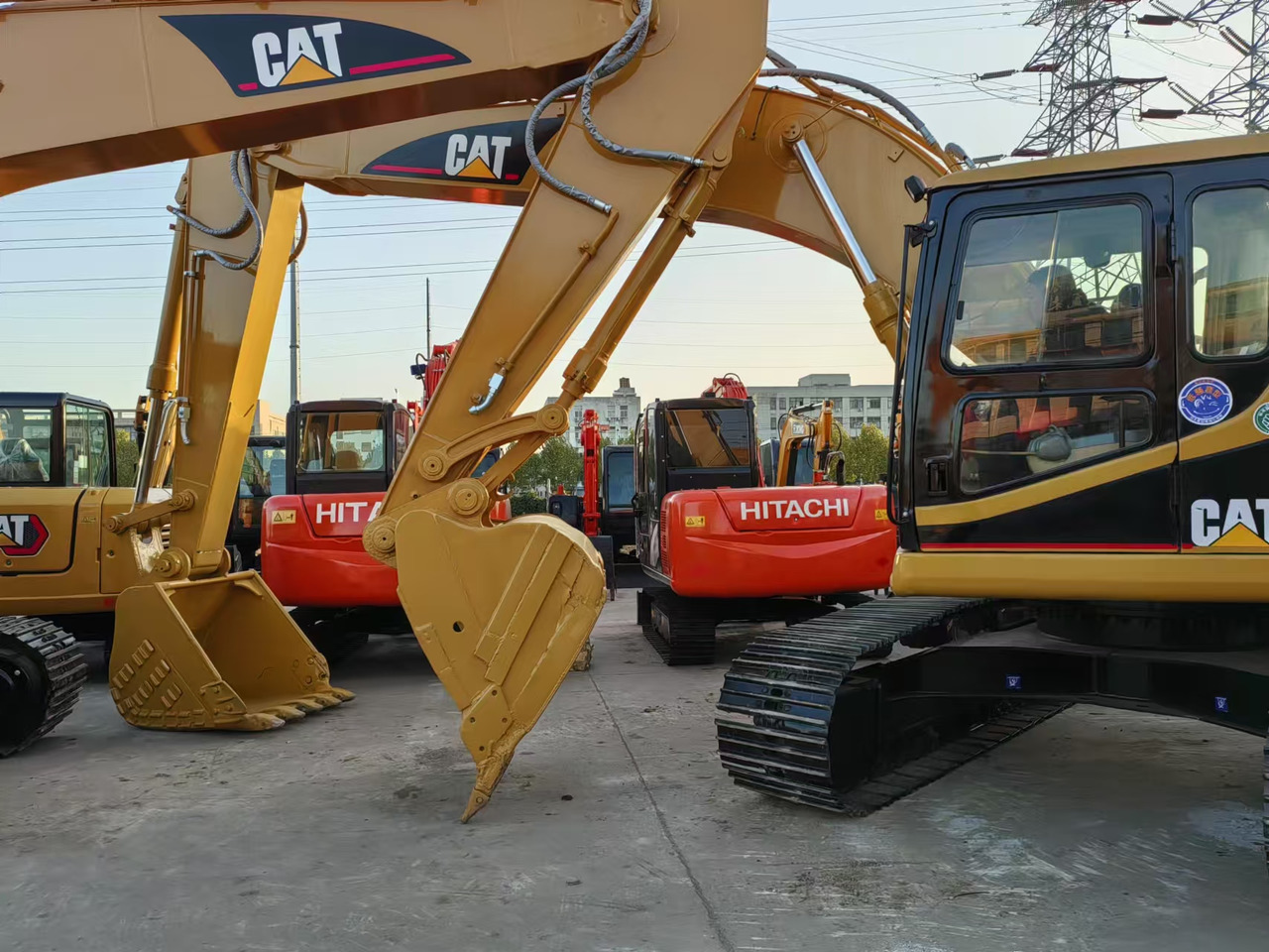 CATERPILLAR used 320b excavator - Excavadora de cadenas: foto 1 CATERPILLAR used 320b excavator - Excavadora de cadenas: foto 1