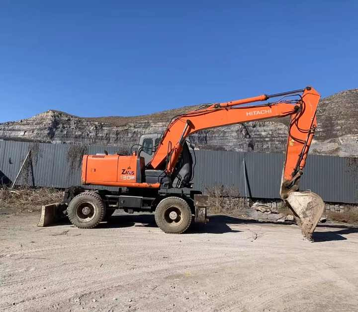 HITACHI ZX300 Excavator, Original Japan Surplus Hitachi ZX300 for Sale - Excavadora: foto 3 HITACHI ZX300 Excavator, Original Japan Surplus Hitachi ZX300 for Sale - Excavadora: foto 3