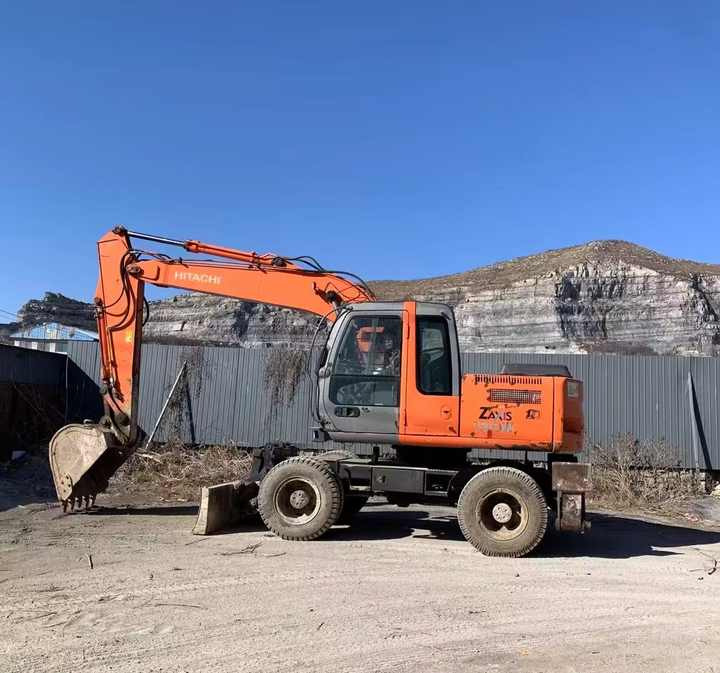 HITACHI ZX300 Excavator, Original Japan Surplus Hitachi ZX300 for Sale - Excavadora: foto 1 HITACHI ZX300 Excavator, Original Japan Surplus Hitachi ZX300 for Sale - Excavadora: foto 1