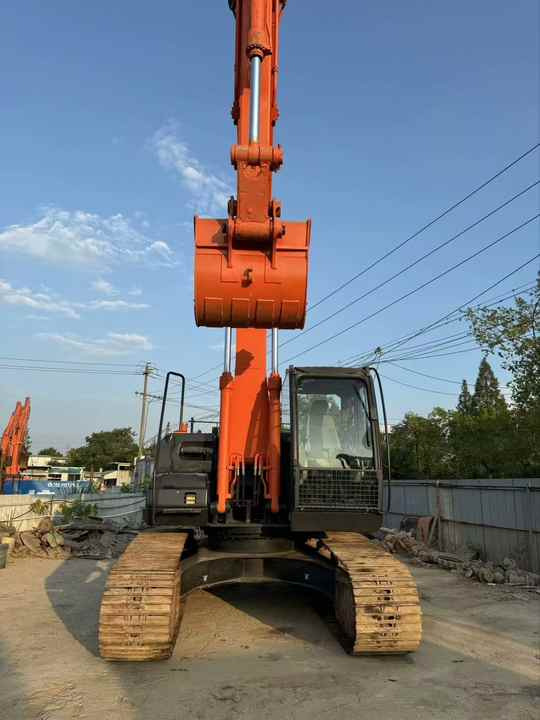 Japanese Original Hitachi 210 Outdoor Crawler Type Second-hand Excavator - Excavadora de cadenas: foto 3 Japanese Original Hitachi 210 Outdoor Crawler Type Second-hand Excavator - Excavadora de cadenas: foto 3