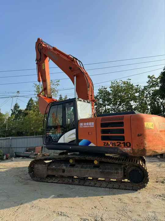 Japanese Original Hitachi 210 Outdoor Crawler Type Second-hand Excavator - Excavadora de cadenas: foto 5 Japanese Original Hitachi 210 Outdoor Crawler Type Second-hand Excavator - Excavadora de cadenas: foto 5