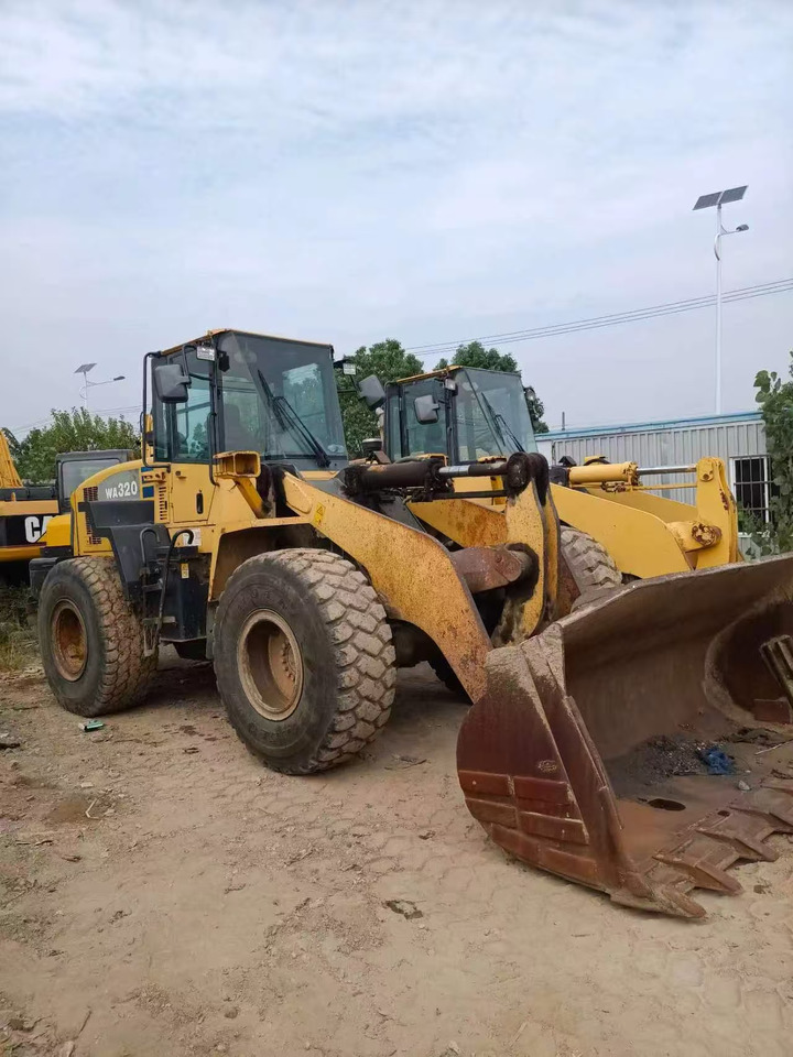 KOMATSU wa320-5 - Cargadora: foto 2 KOMATSU wa320-5 - Cargadora: foto 2
