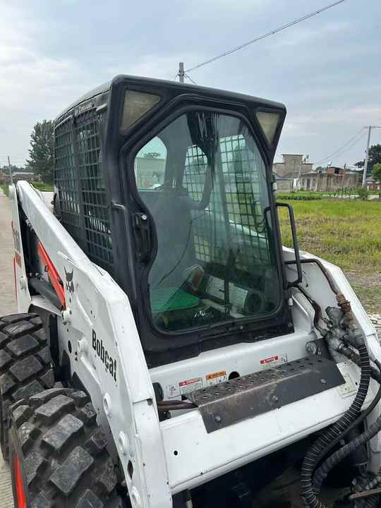 Used Bob Cat Bob Cat S160 Used Mini Skid Steer Wheel Loader Multifunctional Track Loaders Bobcat S160 2.7 Ton - Minicargadora: foto 2 Used Bob Cat Bob Cat S160 Used Mini Skid Steer Wheel Loader Multifunctional Track Loaders Bobcat S160 2.7 Ton - Minicargadora: foto 2