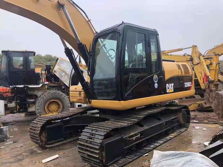 Used Cat320D2L Excavator Efficient Heavy Construction Equipment with Original Engine Second Hand Crawler Excavator - Excavadora: foto 5 Used Cat320D2L Excavator Efficient Heavy Construction Equipment with Original Engine Second Hand Crawler Excavator - Excavadora: foto 5
