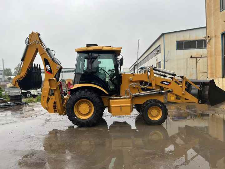 Used Caterpillar CAT 420F Backhoe Loader Retro Excavator CAT420F Cheap Price for Sale - Retroexcavadora: foto 3 Used Caterpillar CAT 420F Backhoe Loader Retro Excavator CAT420F Cheap Price for Sale - Retroexcavadora: foto 3