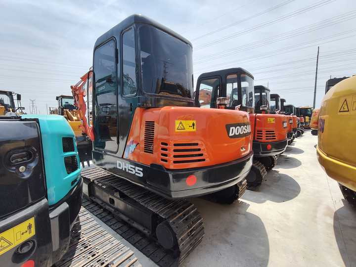 Used Digger Doosan Dh55 Construction Machinery Construction Digger Used Doosan Dh55 Cheap Excavator - Excavadora de cadenas: foto 2 Used Digger Doosan Dh55 Construction Machinery Construction Digger Used Doosan Dh55 Cheap Excavator - Excavadora de cadenas: foto 2
