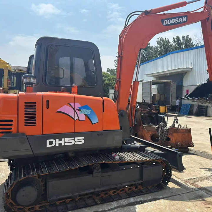 Used Digger Doosan Dh55 Construction Machinery Construction Digger Used Doosan Dh55 Cheap Excavator - Excavadora de cadenas: foto 1 Used Digger Doosan Dh55 Construction Machinery Construction Digger Used Doosan Dh55 Cheap Excavator - Excavadora de cadenas: foto 1