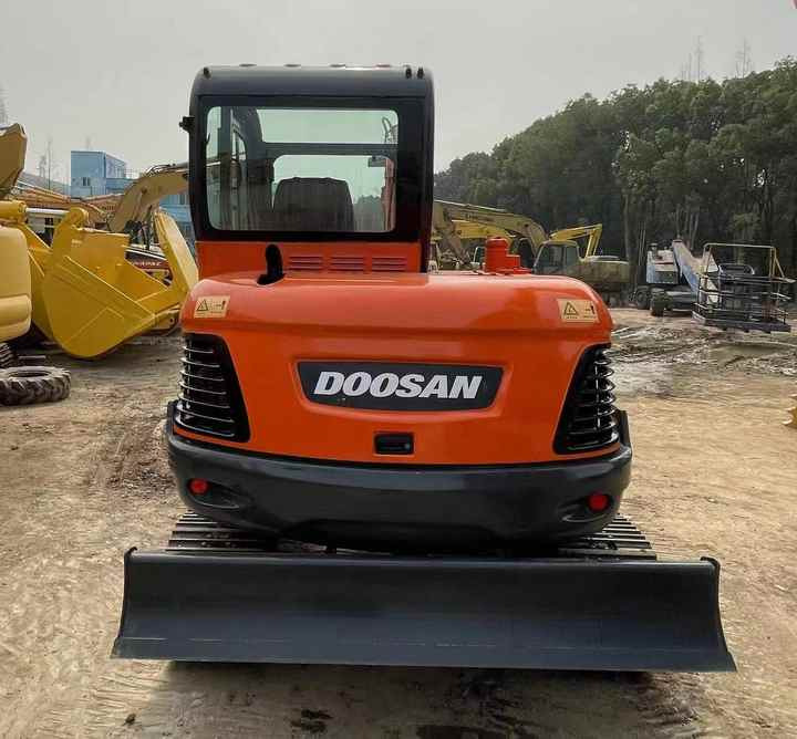 Excavadora Used Excavator Doosan DX60-9 Excavators Mini Equipment Earth Moving Machinery Doosan Digger Excavator for Sale: foto 6