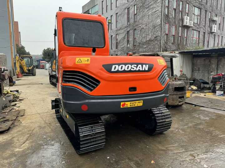 Used Excavator Doosan DX70 75 Excavator Second Hand Digger Used Machinery 7 Ton Used Hydraulic Crawler Excavator - Excavadora: foto 5 Used Excavator Doosan DX70 75 Excavator Second Hand Digger Used Machinery 7 Ton Used Hydraulic Crawler Excavator - Excavadora: foto 5