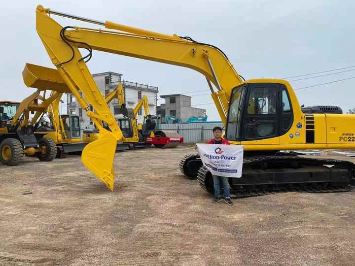 Used Good Quality Japan Original PC220-6 in Good Condition PC220-6 Komatsu - Excavadora de cadenas: foto 2 Used Good Quality Japan Original PC220-6 in Good Condition PC220-6 Komatsu - Excavadora de cadenas: foto 2