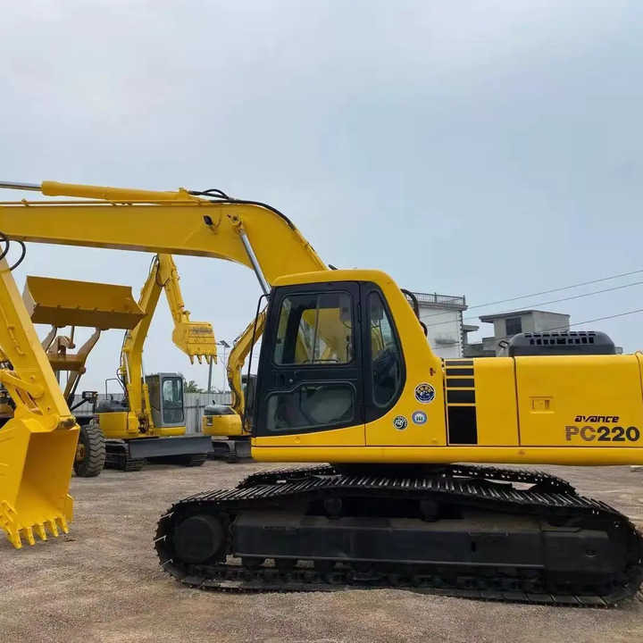 Used Good Quality Japan Original PC220-6 in Good Condition PC220-6 Komatsu - Excavadora de cadenas: foto 1 Used Good Quality Japan Original PC220-6 in Good Condition PC220-6 Komatsu - Excavadora de cadenas: foto 1