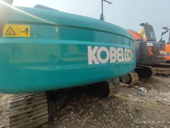 Used Japan Brand Kobelco SK260-8 Hydraulic Digger High Quality Kobelco Sk200 260 Crawler Excavator in Stock on Sale - Excavadora: foto 3 Used Japan Brand Kobelco SK260-8 Hydraulic Digger High Quality Kobelco Sk200 260 Crawler Excavator in Stock on Sale - Excavadora: foto 3