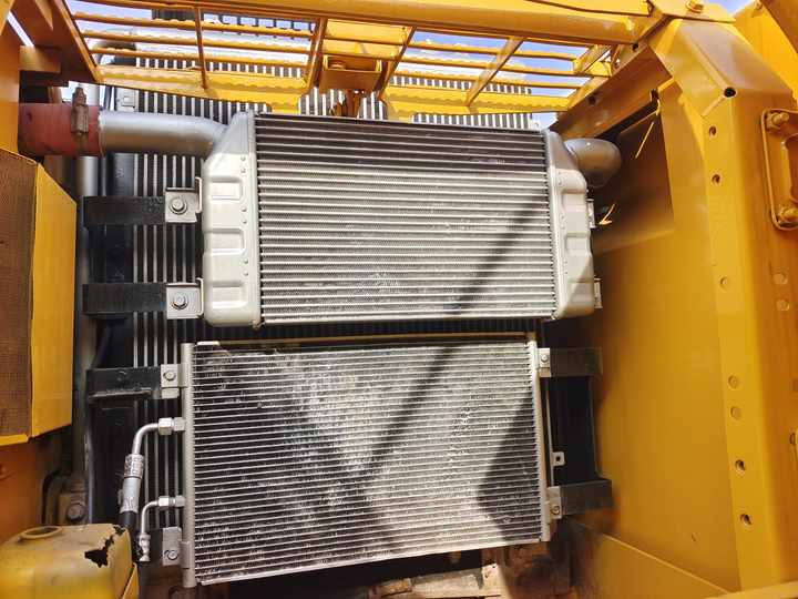 Excavadora Used Koamtsu Pc200 Excavator for Sale Original Japan Brand Koamstu Pc200-7 200-8 Pc220-8 Excavator for Sale: foto 6 Excavadora Used Koamtsu Pc200 Excavator for Sale Original Japan Brand Koamstu Pc200-7 200-8 Pc220-8 Excavator for Sale: foto 6