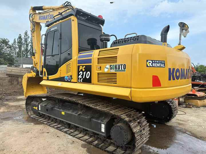 Used Komatsu PC210-8 for sale at an affordable price - Excavadora de cadenas: foto 4 Used Komatsu PC210-8 for sale at an affordable price - Excavadora de cadenas: foto 4