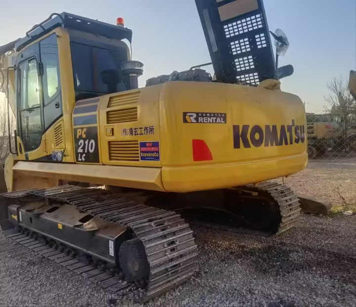 Used Komatsu PC210-8 for sale at an affordable price - Excavadora de cadenas: foto 1 Used Komatsu PC210-8 for sale at an affordable price - Excavadora de cadenas: foto 1