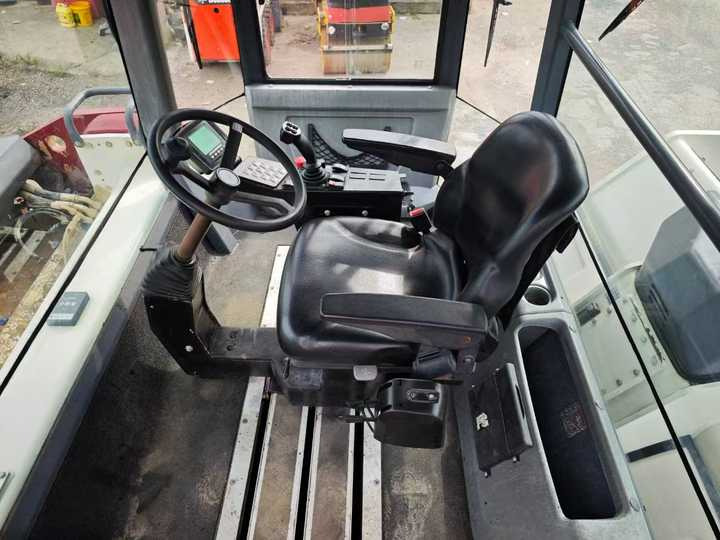 Used Original Dynapac CC5200 Double Drum Vibratory Roller Dynapac 5200 15 Tons Compactor Roller Road Machinery on Sale - Apisonadora de asfalto: foto 5 Used Original Dynapac CC5200 Double Drum Vibratory Roller Dynapac 5200 15 Tons Compactor Roller Road Machinery on Sale - Apisonadora de asfalto: foto 5