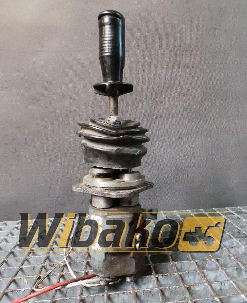 Joystick O&K L45 - Cabina e interior para Maquinaria de construcción: foto 1 Joystick O&K L45 - Cabina e interior para Maquinaria de construcción: foto 1