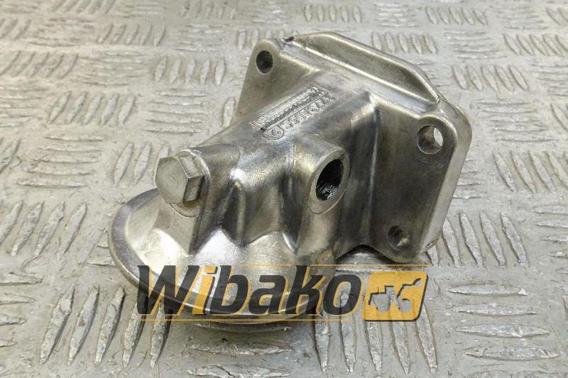 Oil filter bracket Caterpillar 249-0974 - Filtro de aceite para Maquinaria de construcción: foto 1 Oil filter bracket Caterpillar 249-0974 - Filtro de aceite para Maquinaria de construcción: foto 1