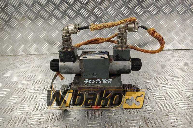 Valves set Bosch 081WV06P1N1002CS024/00D0 0810091353 - Válvula hidráulica para Maquinaria de construcción: foto 1 Valves set Bosch 081WV06P1N1002CS024/00D0 0810091353 - Válvula hidráulica para Maquinaria de construcción: foto 1