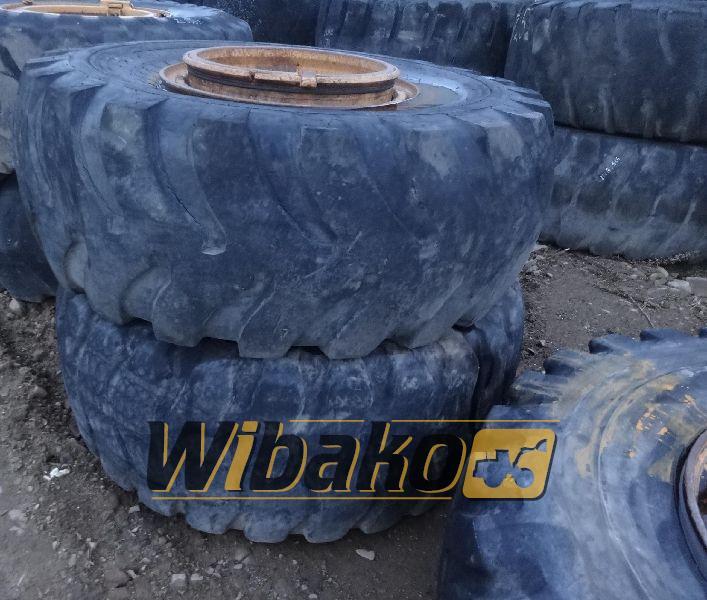 Wheel 23.5/25 12/37/32 - Neumáticos y llantas para Maquinaria de construcción: foto 1 Wheel 23.5/25 12/37/32 - Neumáticos y llantas para Maquinaria de construcción: foto 1