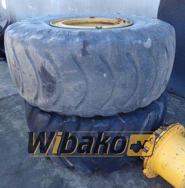 Wheel 23.5/25 19/45/13 - Neumáticos y llantas para Maquinaria de construcción: foto 1 Wheel 23.5/25 19/45/13 - Neumáticos y llantas para Maquinaria de construcción: foto 1
