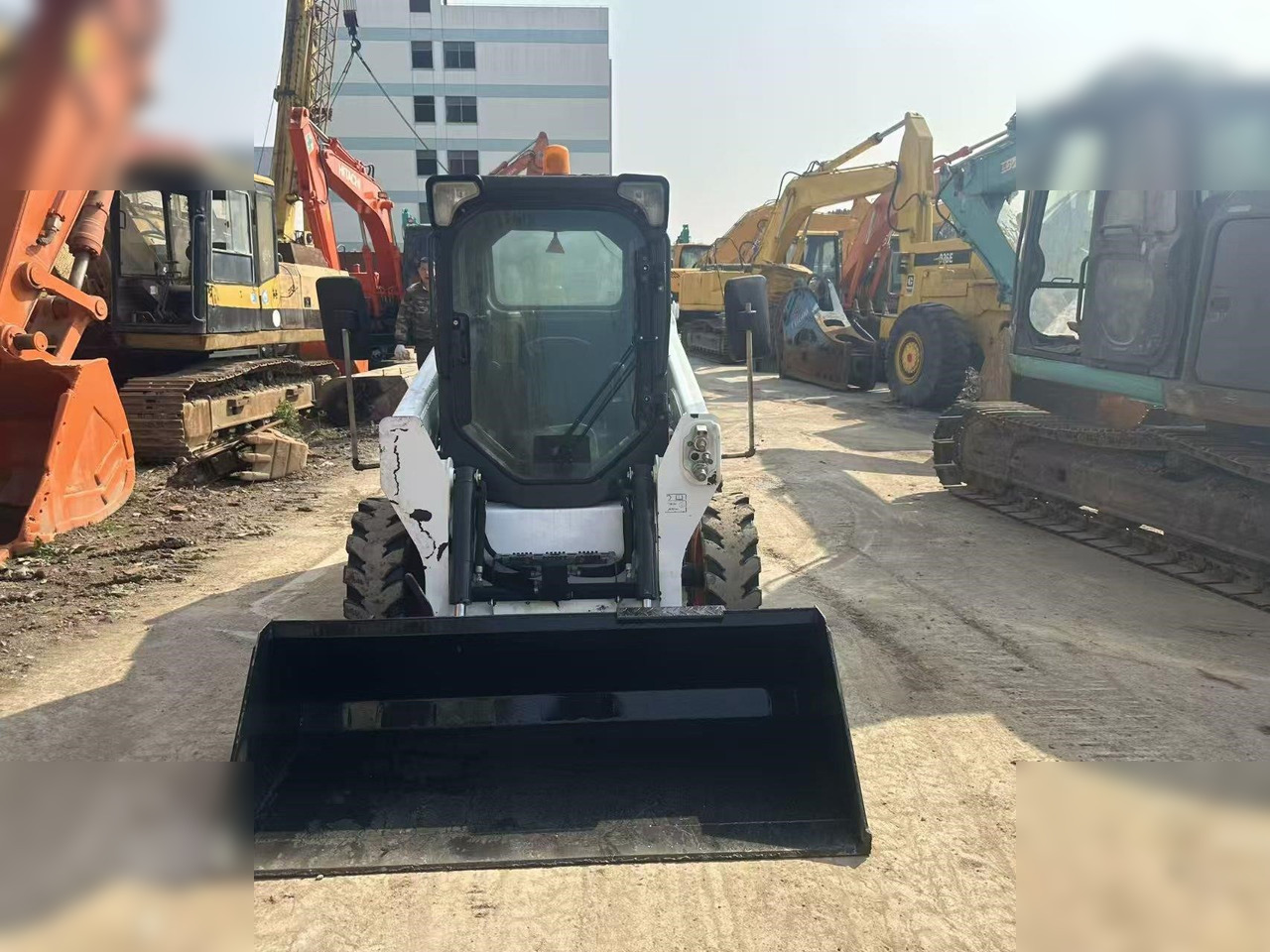 BOBCAT S550 - Minicargadora: foto 1 BOBCAT S550 - Minicargadora: foto 1