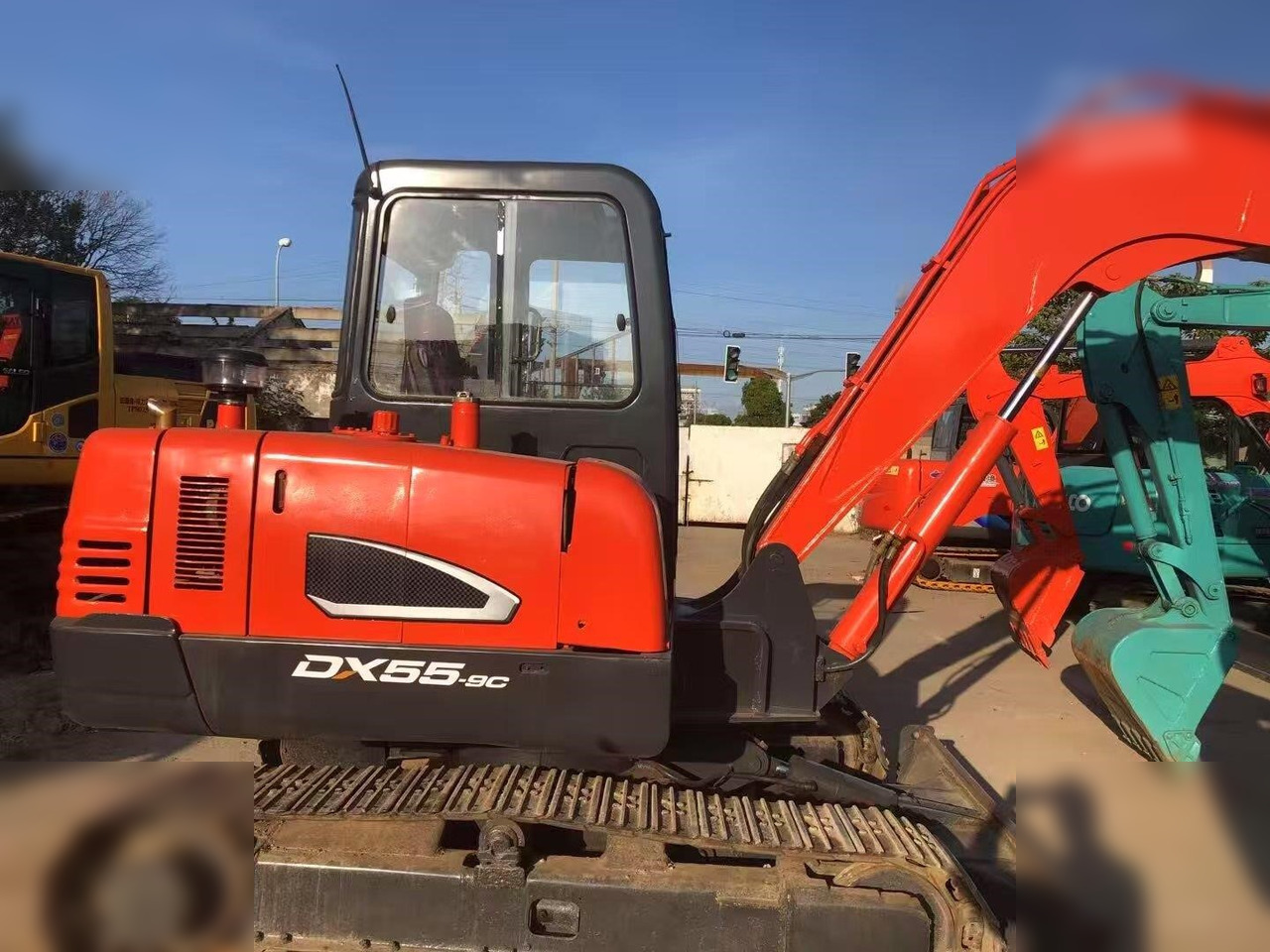 DOOSAN DH55-V - Miniexcavadora: foto 2 DOOSAN DH55-V - Miniexcavadora: foto 2