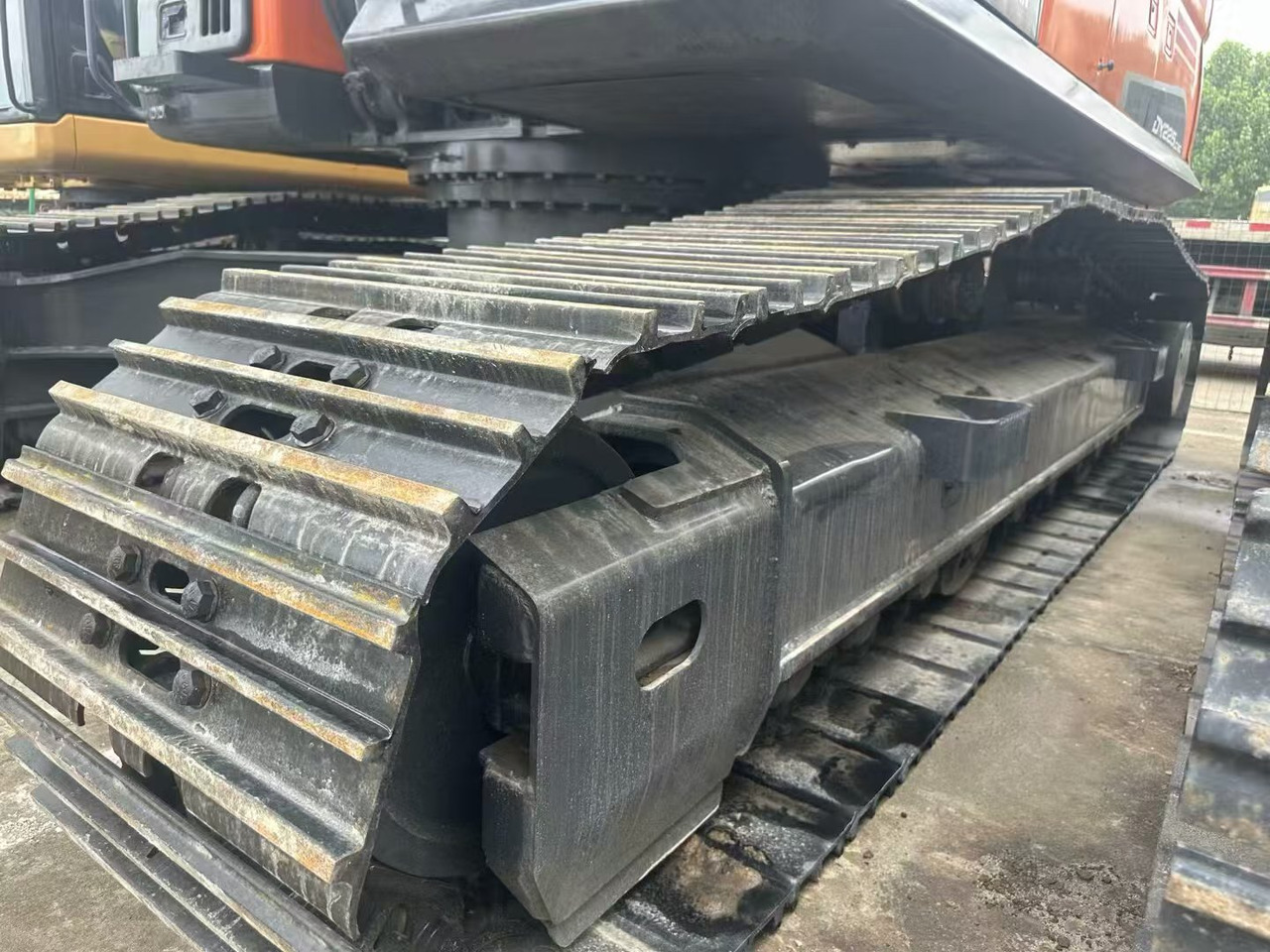 Doosan DX225LC-9C - Excavadora de cadenas: foto 2 Doosan DX225LC-9C - Excavadora de cadenas: foto 2