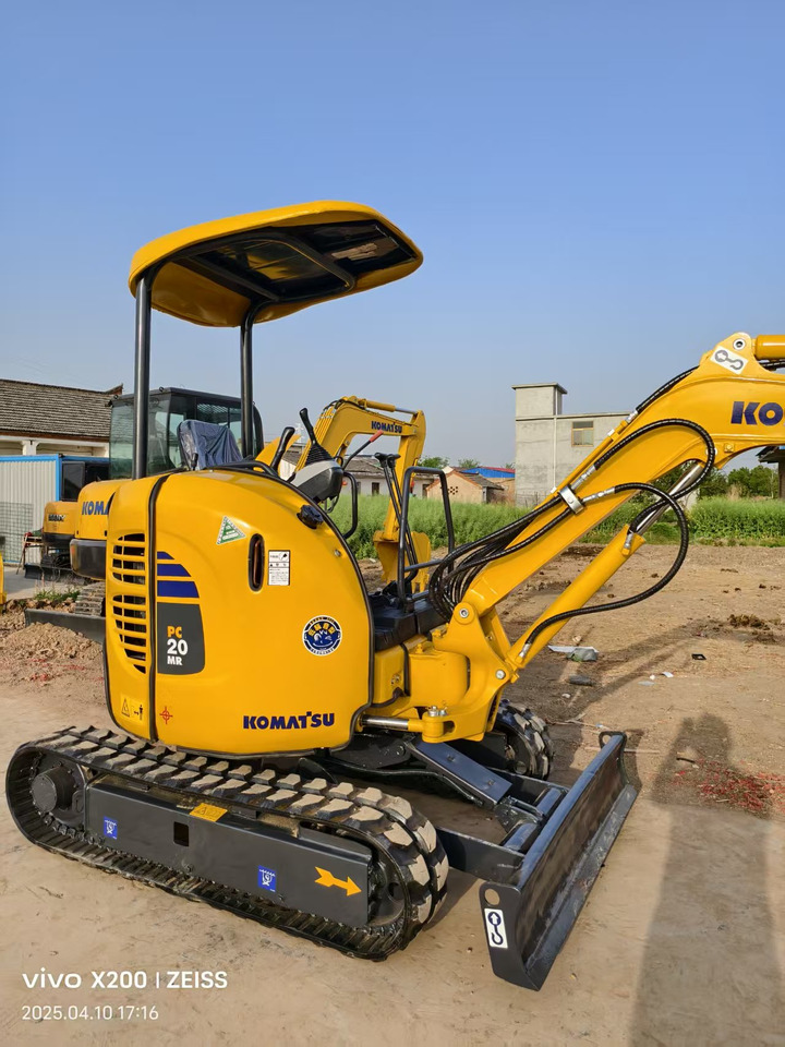 KOMATSU 20MR - Miniexcavadora: foto 1 KOMATSU 20MR - Miniexcavadora: foto 1