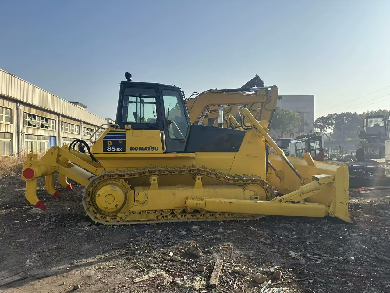 Bulldozer KOMATSU D85E: foto 8