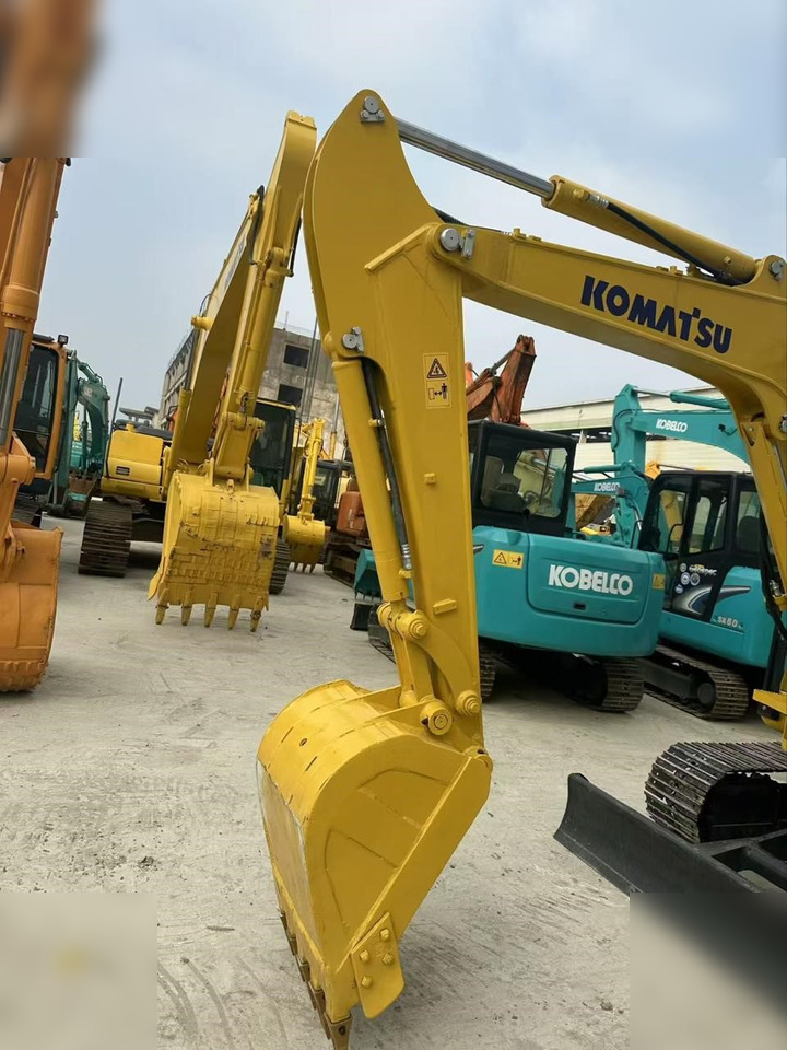 Miniexcavadora KOMATSU PC56-7: foto 9
