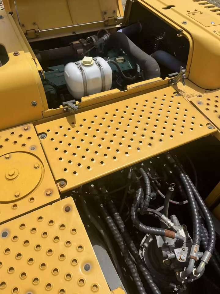 Excavadora de cadenas Volvo EC210: foto 6