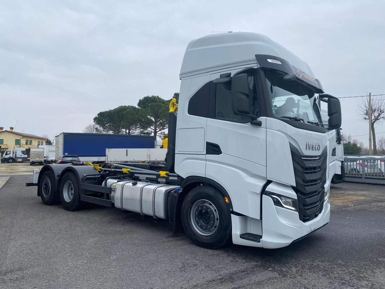IVECO S-WAY AS260S48 - Camión: foto 5 IVECO S-WAY AS260S48 - Camión: foto 5